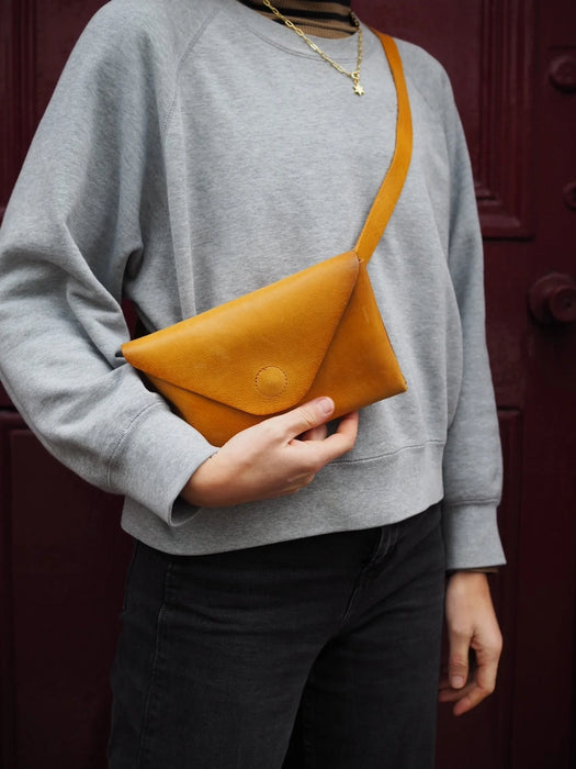 Betty Leather Belt Bag | Honey