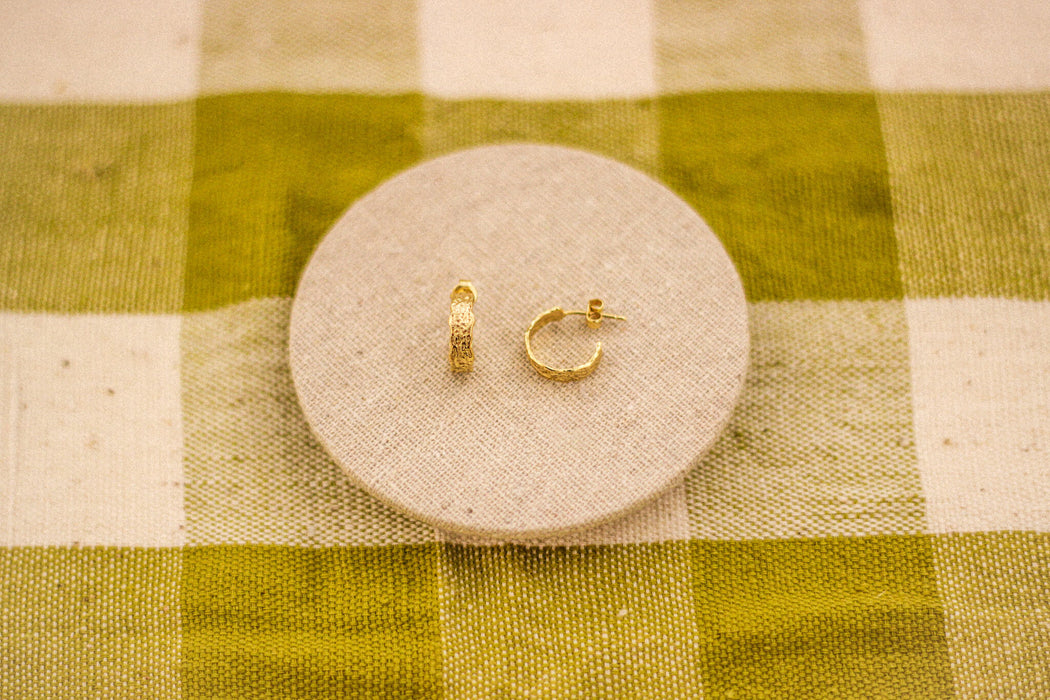 Dainty Textured Stud Hoop Earrings