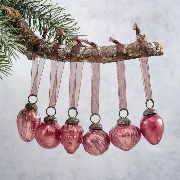 Mauve Crackle Glass Baubles