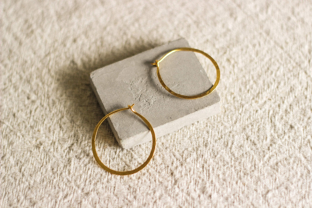 Medium Minimal Textured Hoops