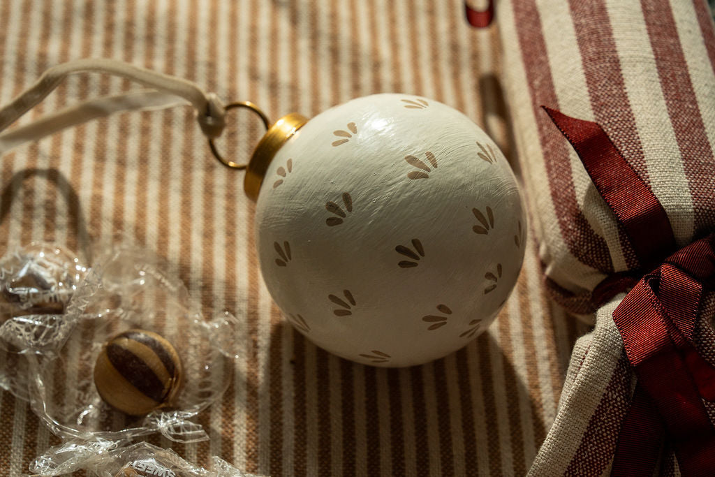Hand-Painted Baubles | Taupe