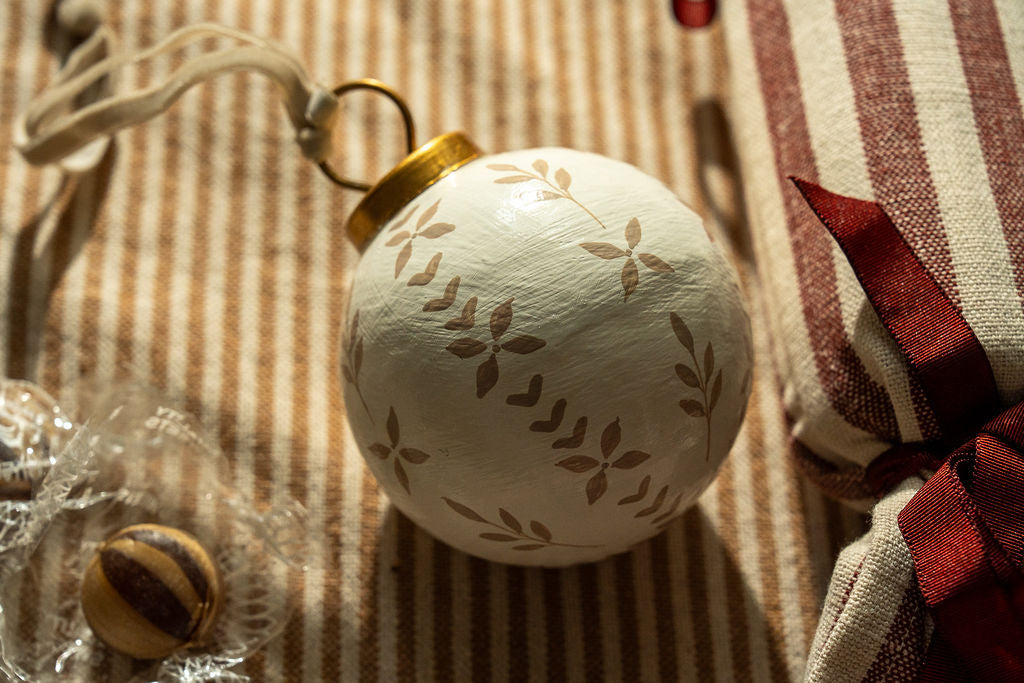 Hand-Painted Baubles | Taupe