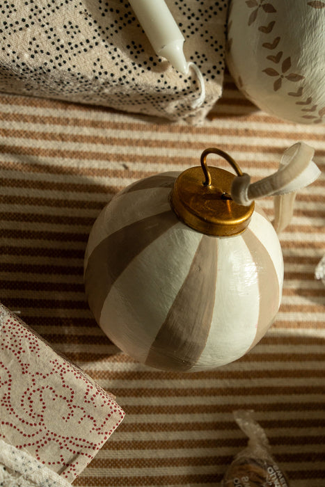 Hand-Painted Baubles | Taupe