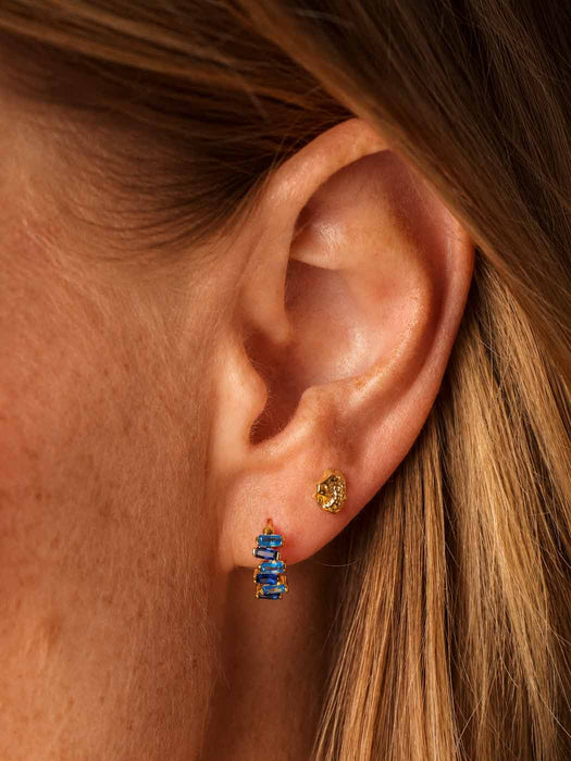 Magma Studs