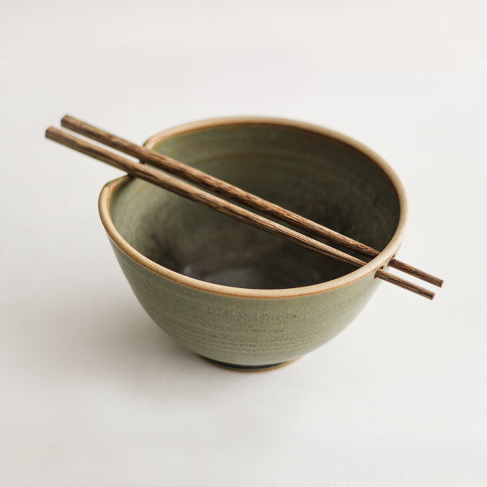 Green Ramen Bowl & Chopsticks