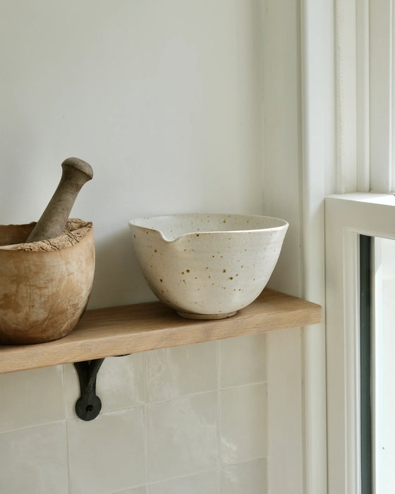 Pouring Bowl by Hannah Kinchin