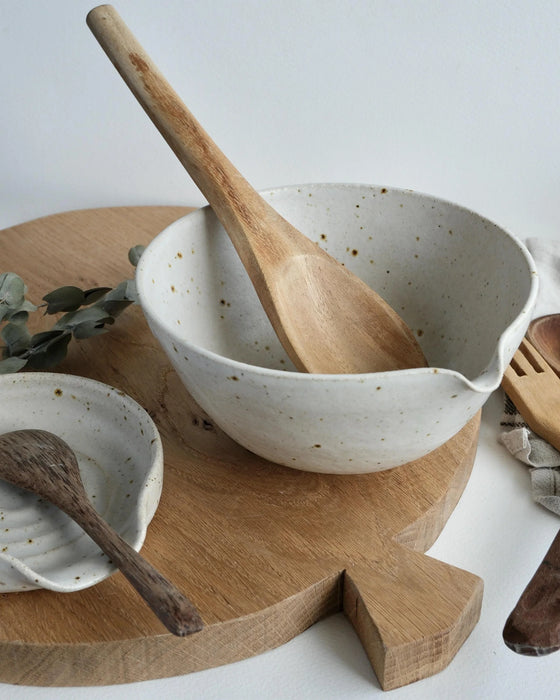 Pouring Bowl by Hannah Kinchin