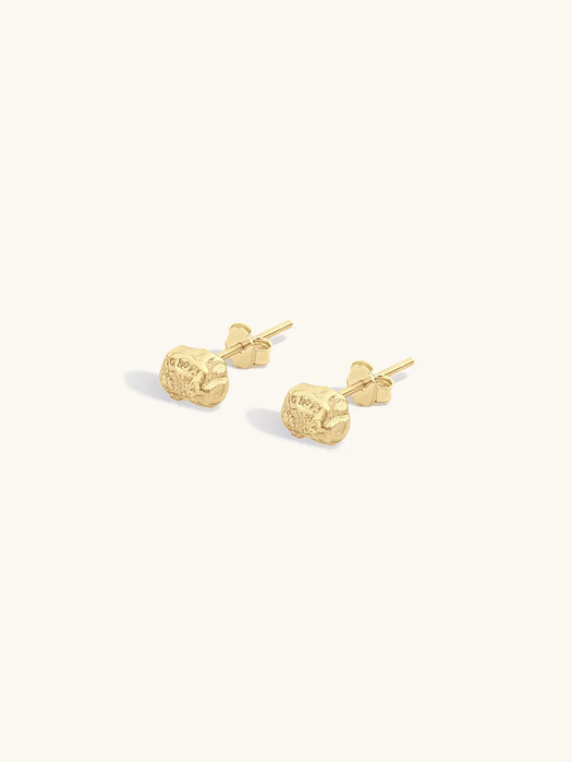 Magma Studs