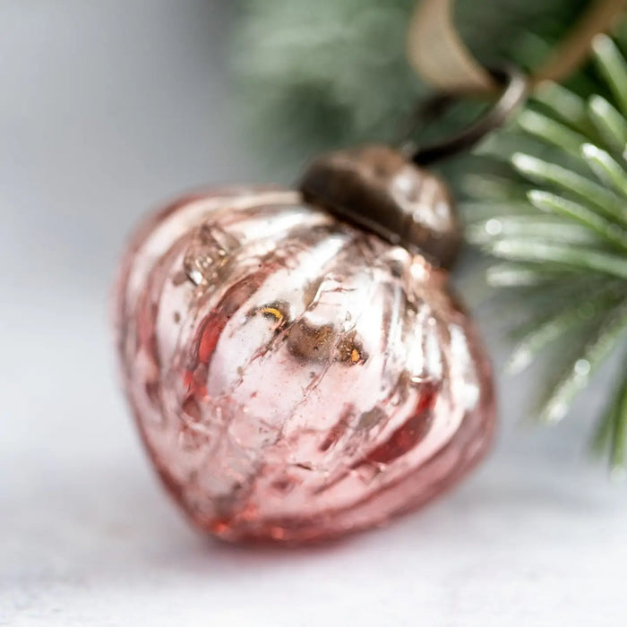 Mauve Crackle Glass Baubles