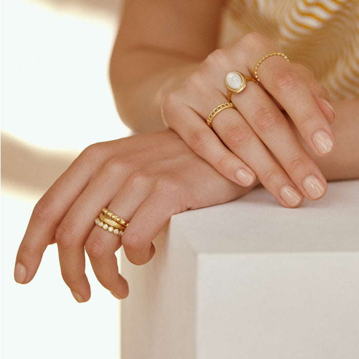 Anatole Ring